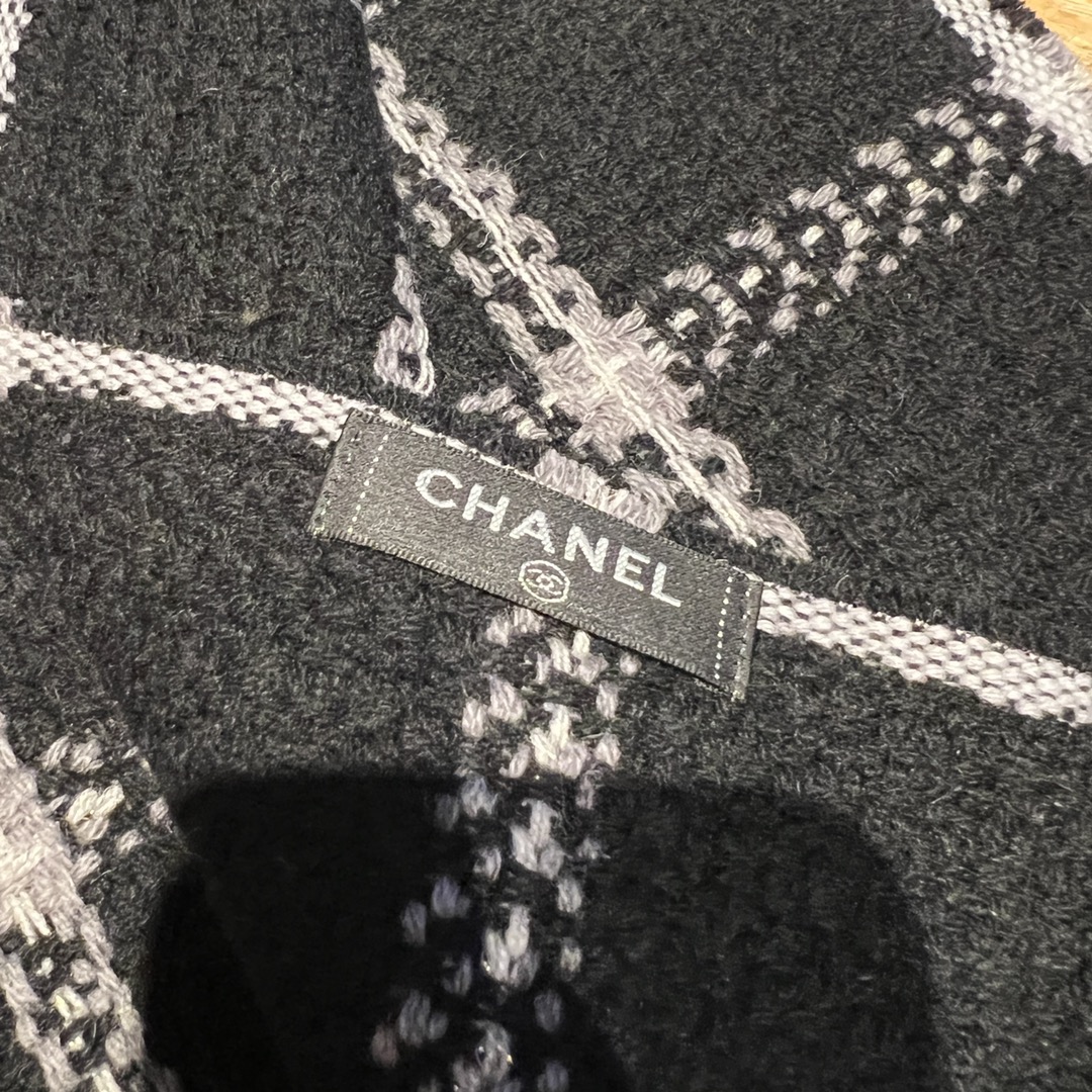 【CHANEL  シャネル 】スカーフ30*135CM