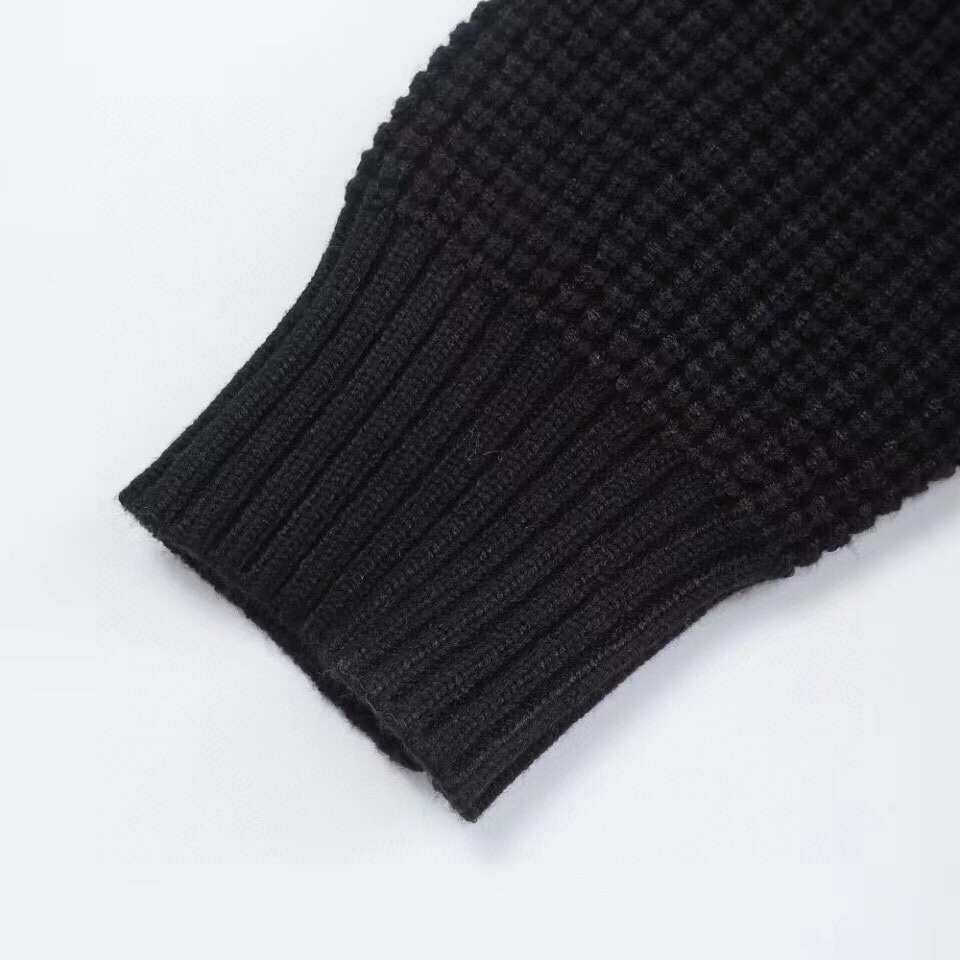 【VERSACE 公式旗艦店】ヴェルサーチ  セーター好評に付き再入荷！