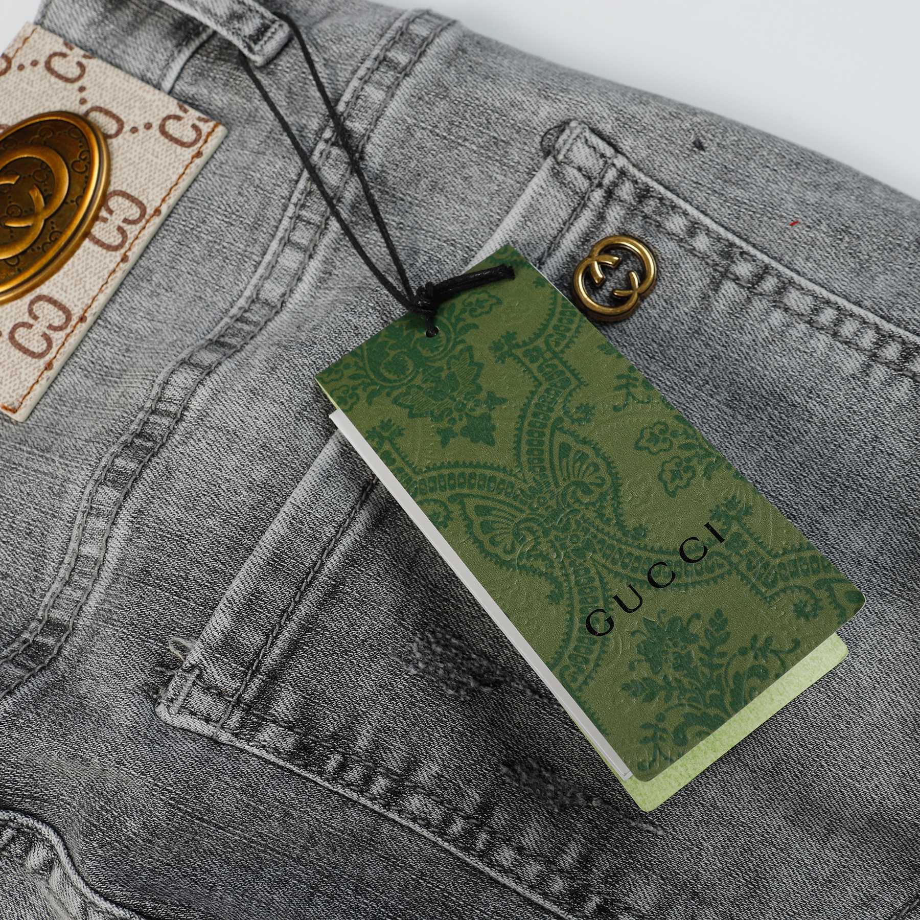 【GUCCI  公式旗艦店】グッチ  ジーパン  ご好評に付き再入荷！