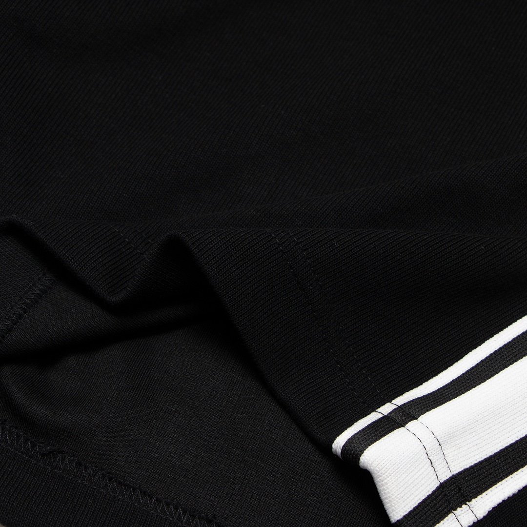 【CELINE 公式旗艦店】セリーヌ   ショートパンツ  ご好評に付き再入荷！