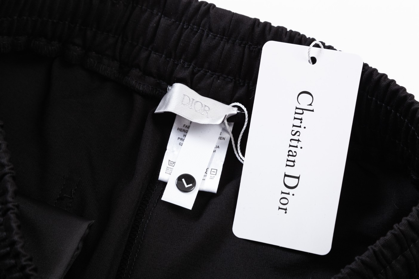 【DIOR  公式旗艦店】ディオール   ショートパンツ  ご好評に付き再入荷！