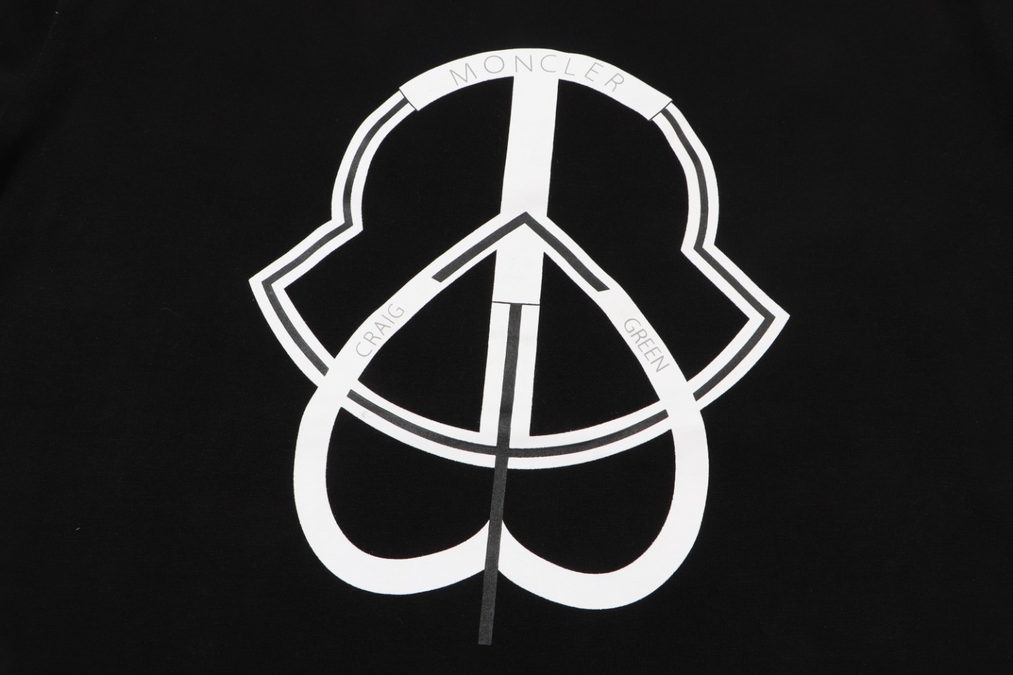 【MONCLER  公式旗艦店】モンクレール   Tシャツご好評に付き再入荷！