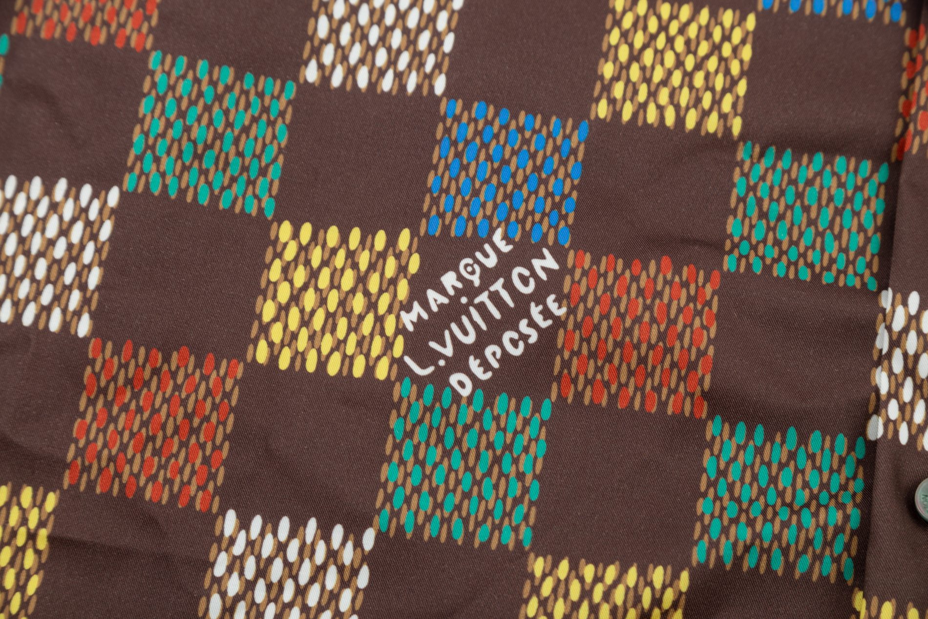 【LOUIS VUITTON 公式旗艦店】ルイヴィトン  シャツ  ご好評に付き再入荷 240803