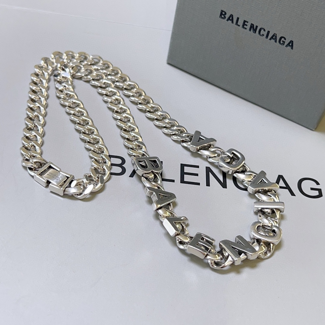 【BALENCIAGA】ネックレス、新しいネックレス万能シンプルファッションオーナメント  240814