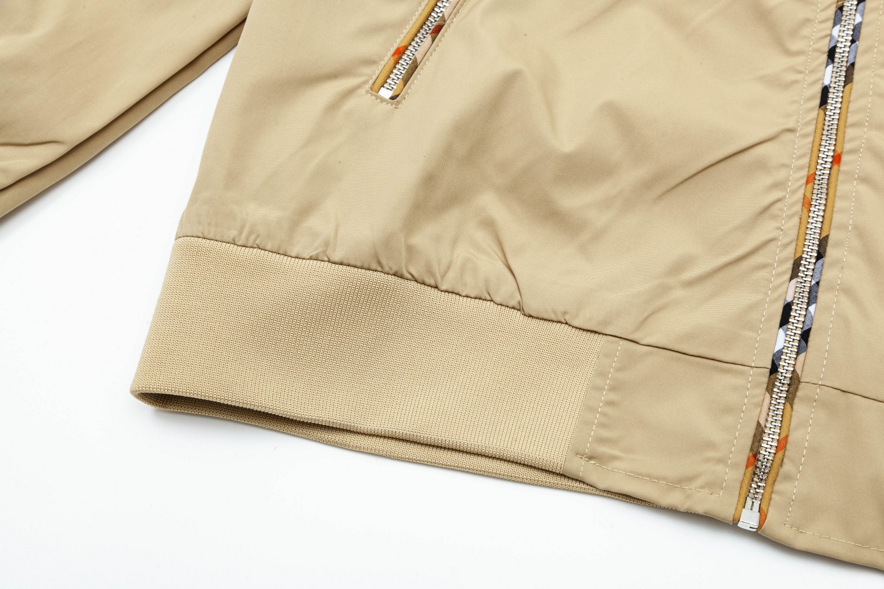 【BURBERRY】バーバリー   ジャケット着 男女兼用 ご好評に付き再入荷！240920