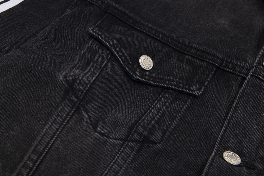 【BALENCIAGA】バレンシアガ  ジャケット着ご好評に付き再入荷！240924