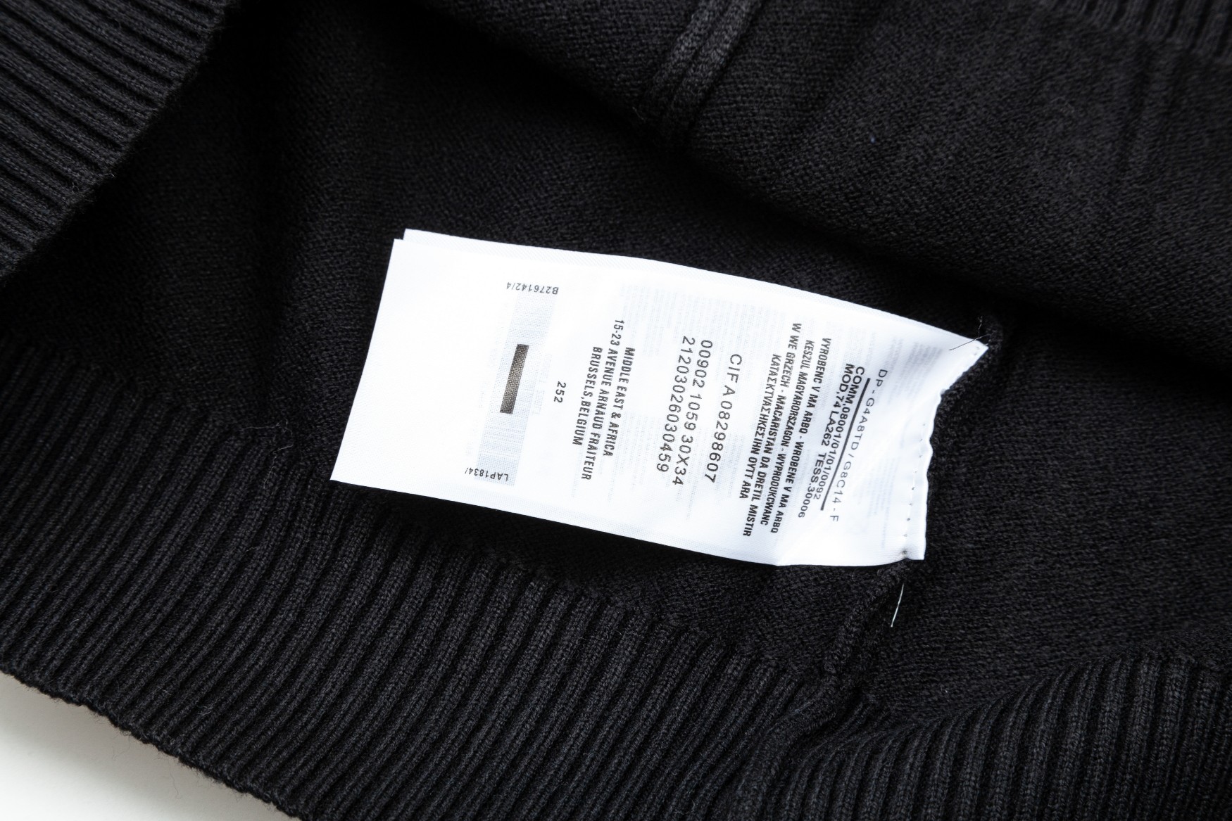 【FENDI 公式旗艦店】フェンディ   セーター好評に付き再入荷！ 240929