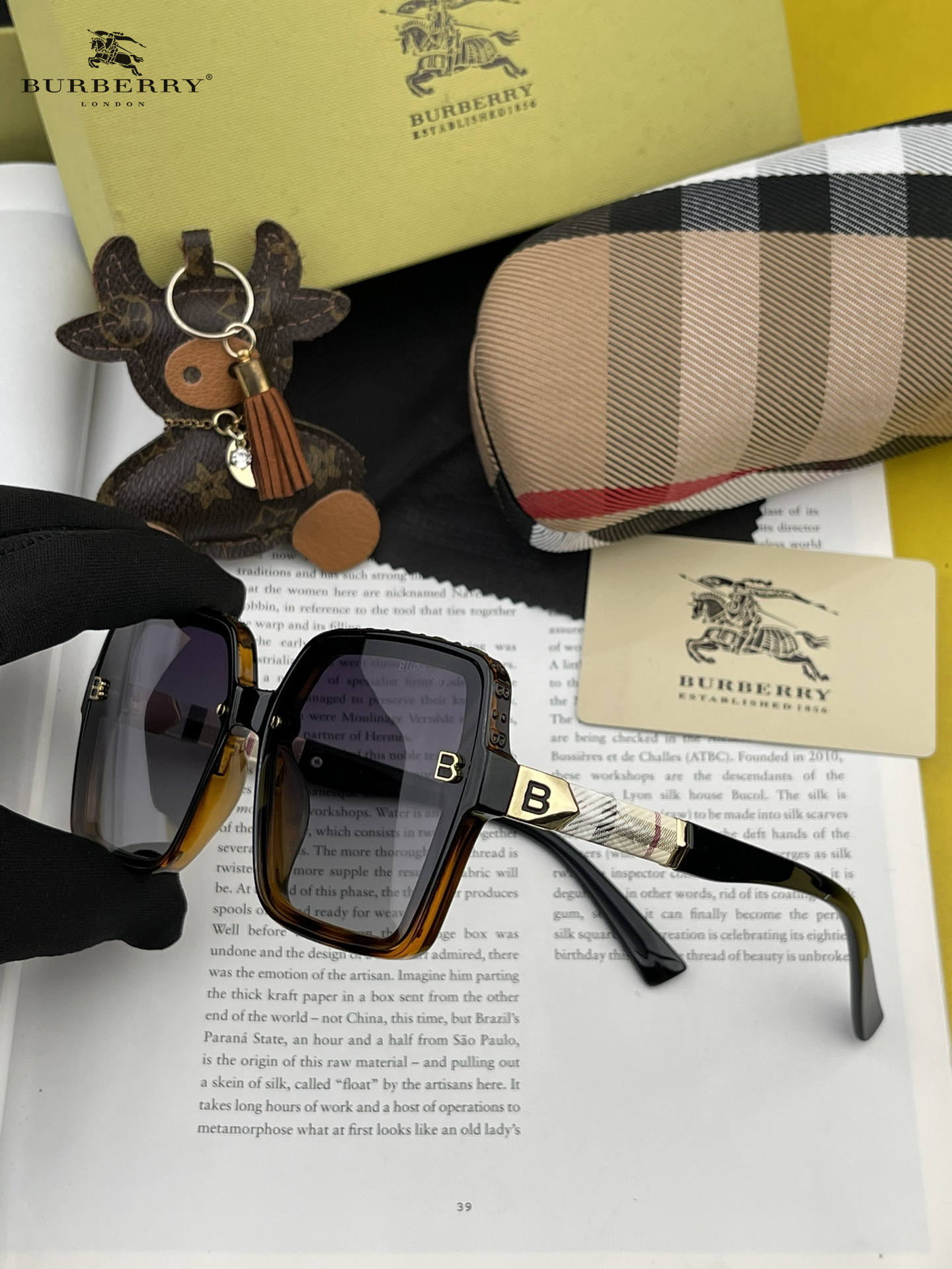 BURBERRY(バーバリー) サングラス  241014