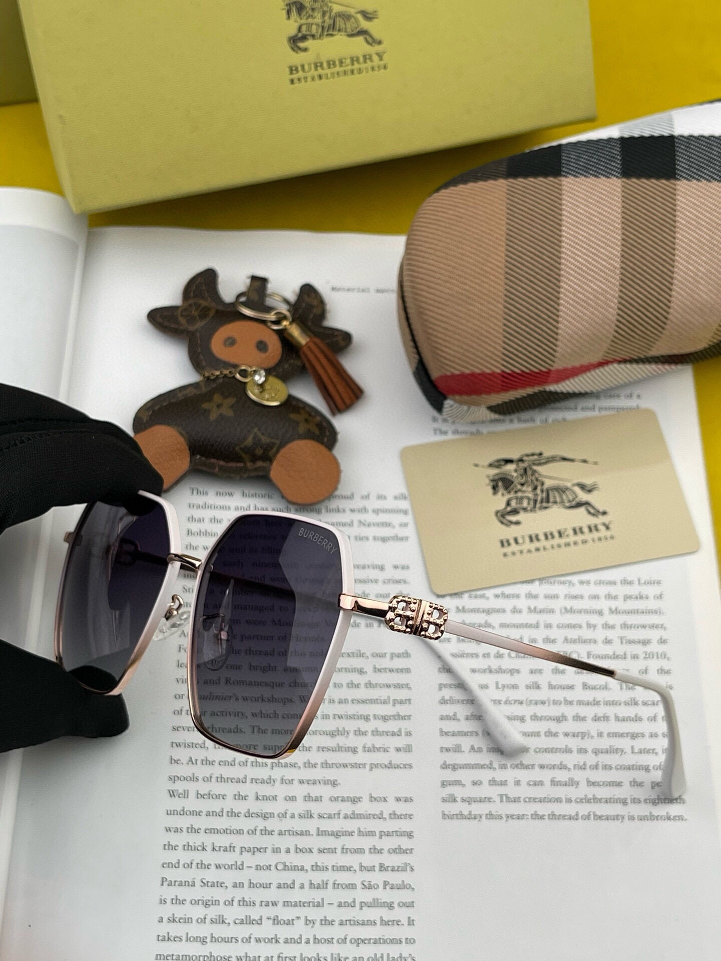 BURBERRY(バーバリー) サングラス  241014