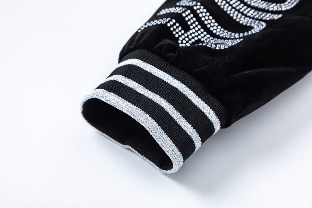 【DIOR 公式旗艦店】ディオール  ジャケット着 好評に付き再入荷！241028