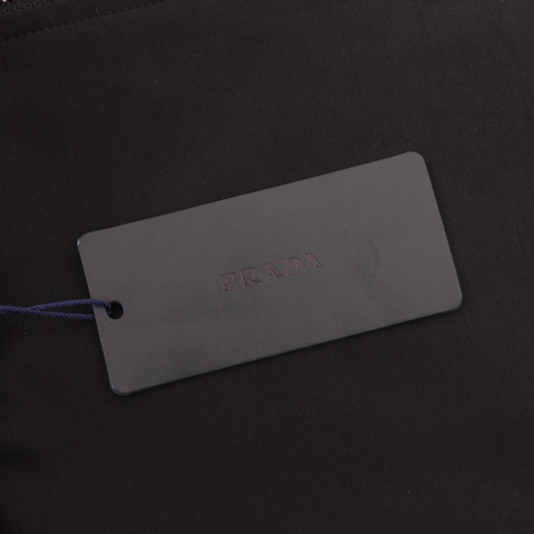 【PRADA  公式旗艦店】プラダ   ジャケット着 好評に付き再入荷！241028