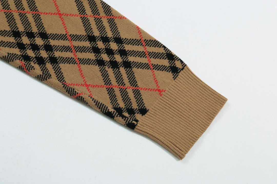 【BURBERRY  公式旗艦店】バーバリー   セーター好評に付き再入荷！ 241030