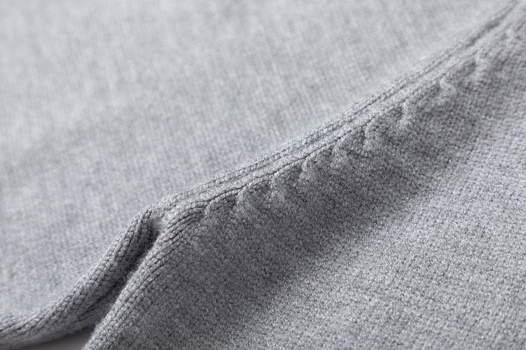 【CHROME HEARTS  公式旗艦店】クロムハーツ  セーター好評に付き再入荷！ 241030