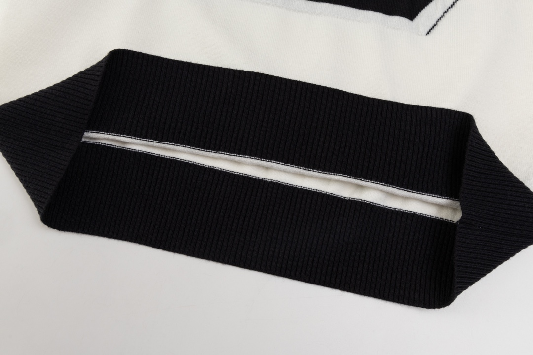 LV【LOUIS VUITTON 公式旗艦店】ルイヴィトン  セーター好評に付き再入荷！241104