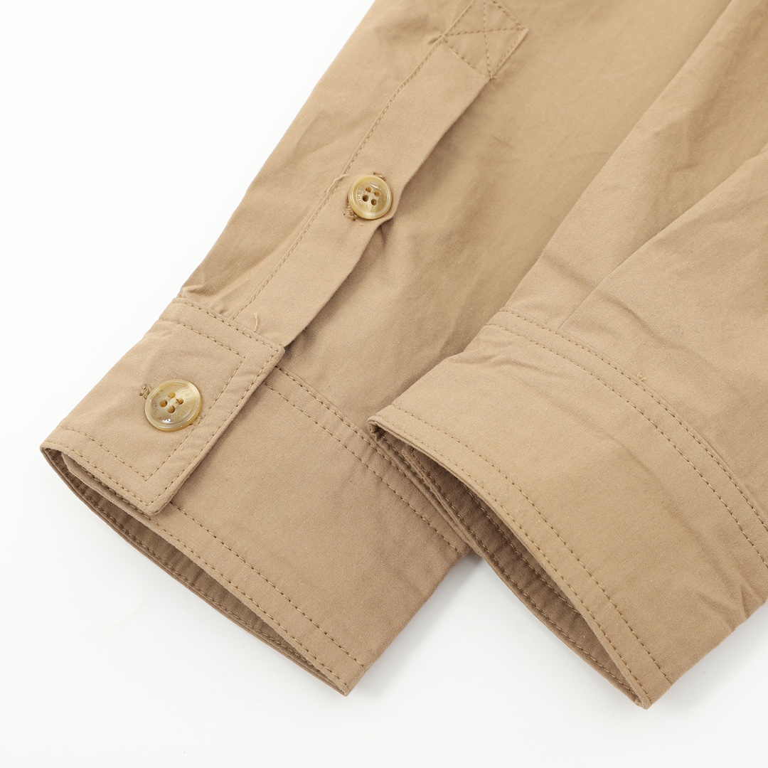【BURBERRY  公式旗艦店】バーバリー  シャツ ご好評に付き再入荷 241119