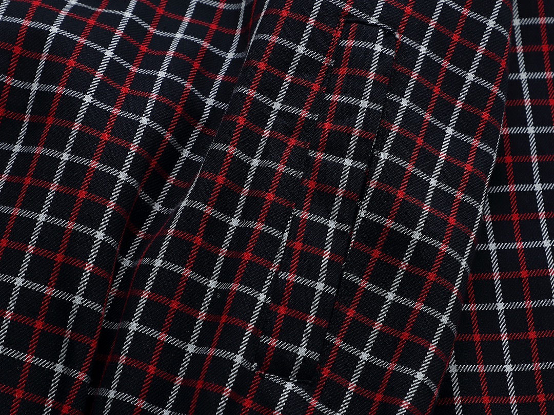 【Miumiu 公式旗艦店】 ミュウミュウ   ジャケット着  スウェット ご好評に付き再入荷！241122