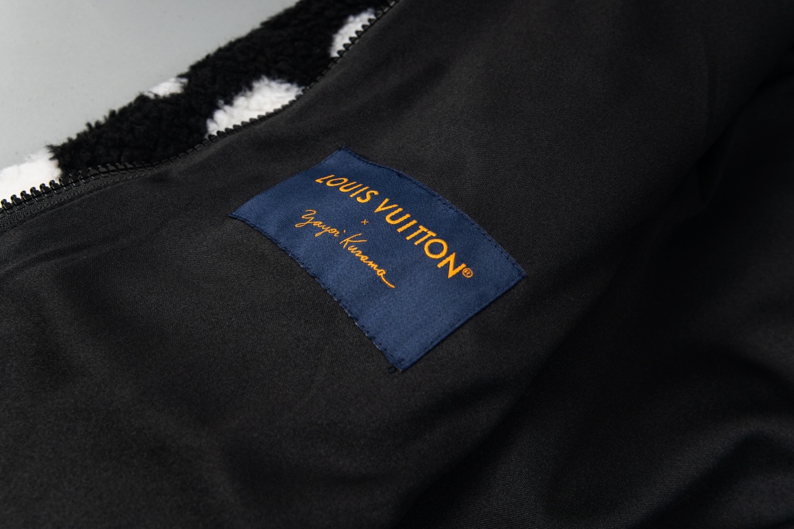 LV【LOUIS VUITTON  公式旗艦店】ルイヴィトン ジャケット着 好評に付き再入荷！241028