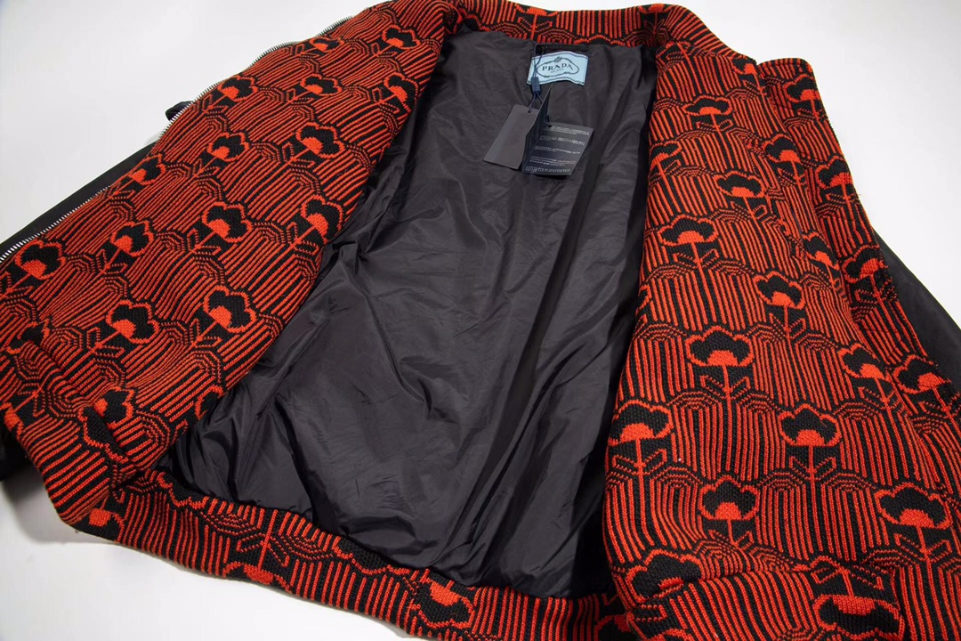 【PRADA  公式旗艦店】プラダ   ジャケット着 好評に付き再入荷！241123