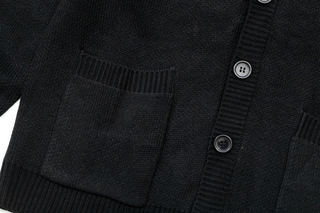 【ARCTERYX 公式旗艦店】アークテリクス  セーター好評に付き再入荷！ 241123