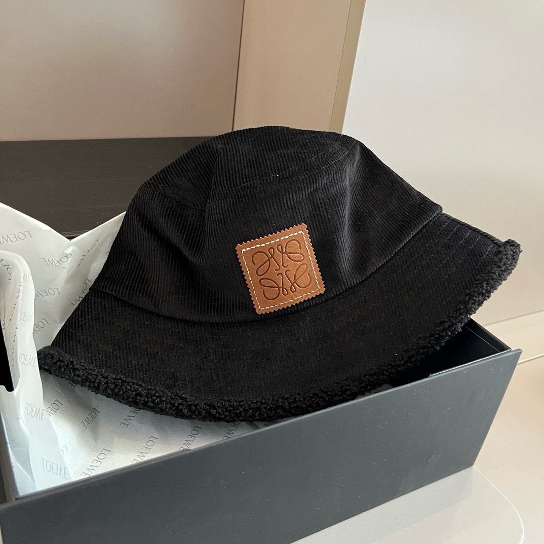 LOEWE(ロエベ )フィッシャーマンズハット 241126