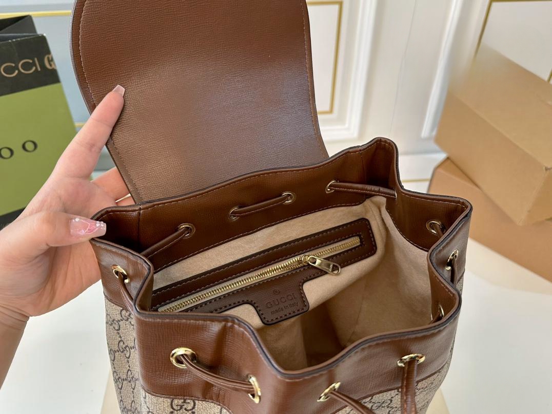 【GUCCI 公式旗艦店】グッチ 斜めがけバッグ 当日出荷 好評に付き再入荷！27*36CM  240724