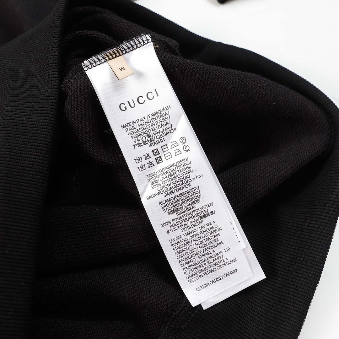 【GUCCI  公式旗艦店】グッチ  丸首の衛衣 スウェットご好評に付き再入荷 240816