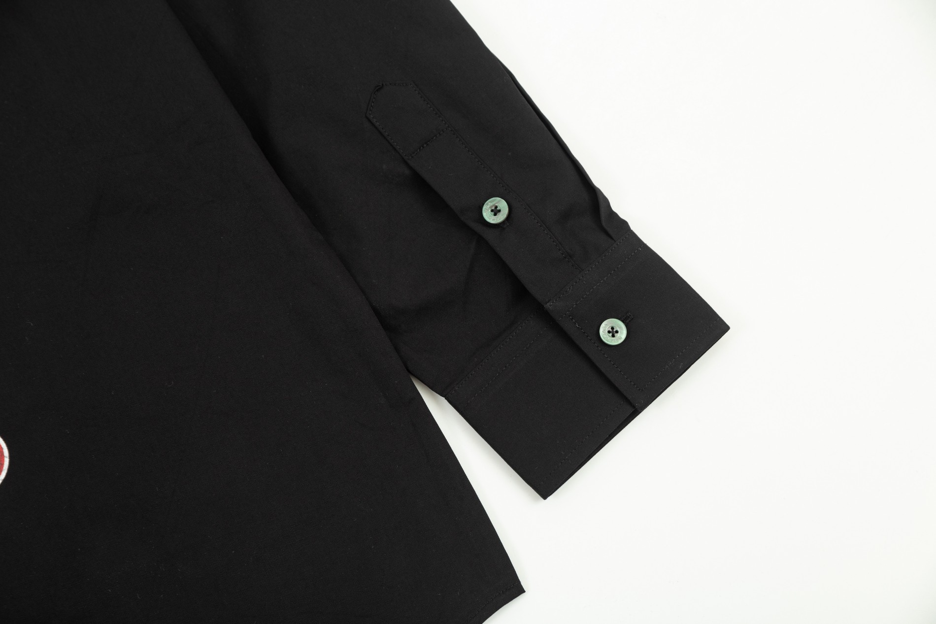 【BALENCIAGA  公式旗艦店】バレンシアガ  シャツ  ご好評に付き再入荷 240816