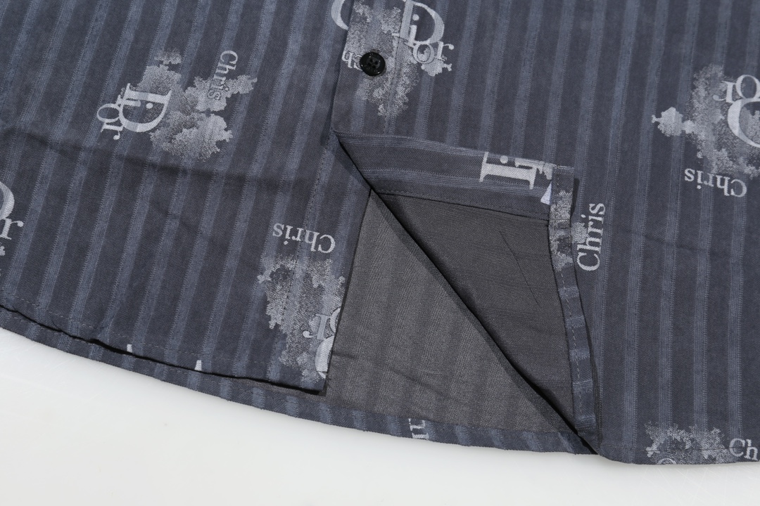 【DIOR  公式旗艦店】ディオール  シャツ  ご好評に付き再入荷 240816