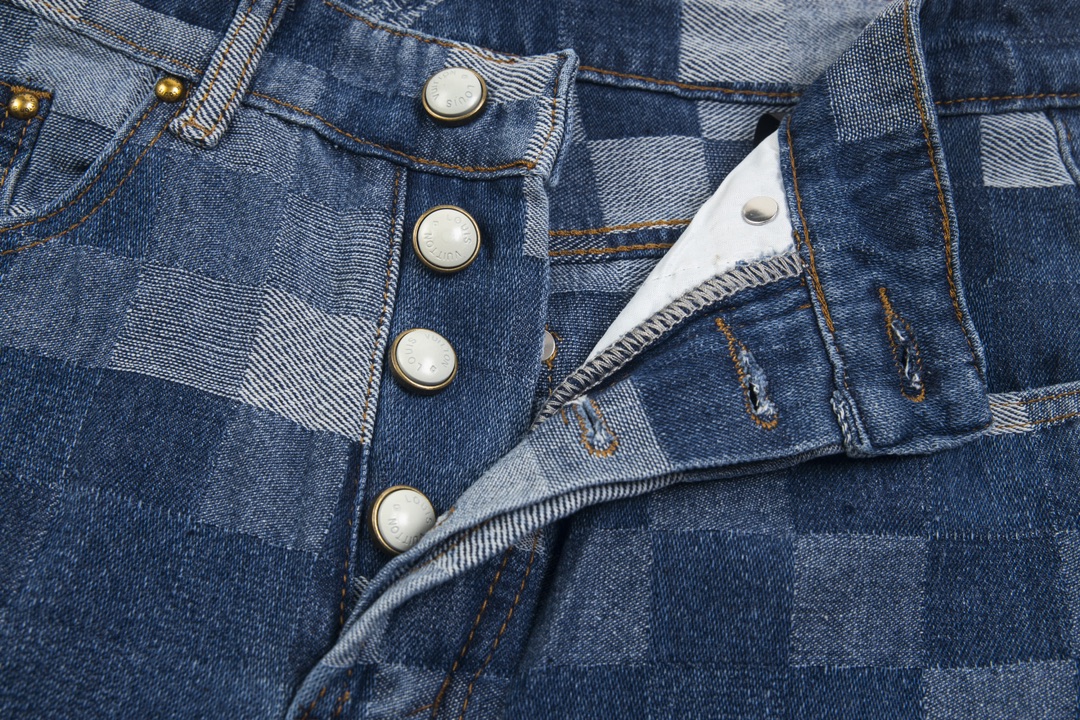 【LOUIS VUITTON  公式旗艦店】ルイヴィトン  ジーパン  ご好評に付き再入荷  240830