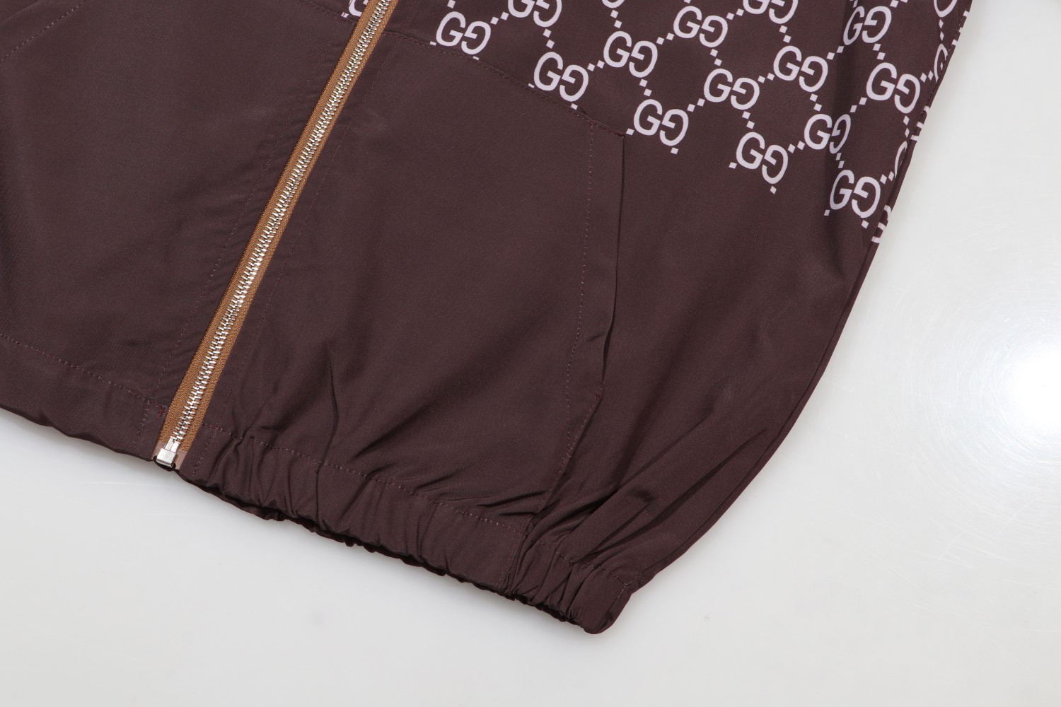 【GUCCI】グッチ ジャケット着  ご好評に付き再入荷！240921