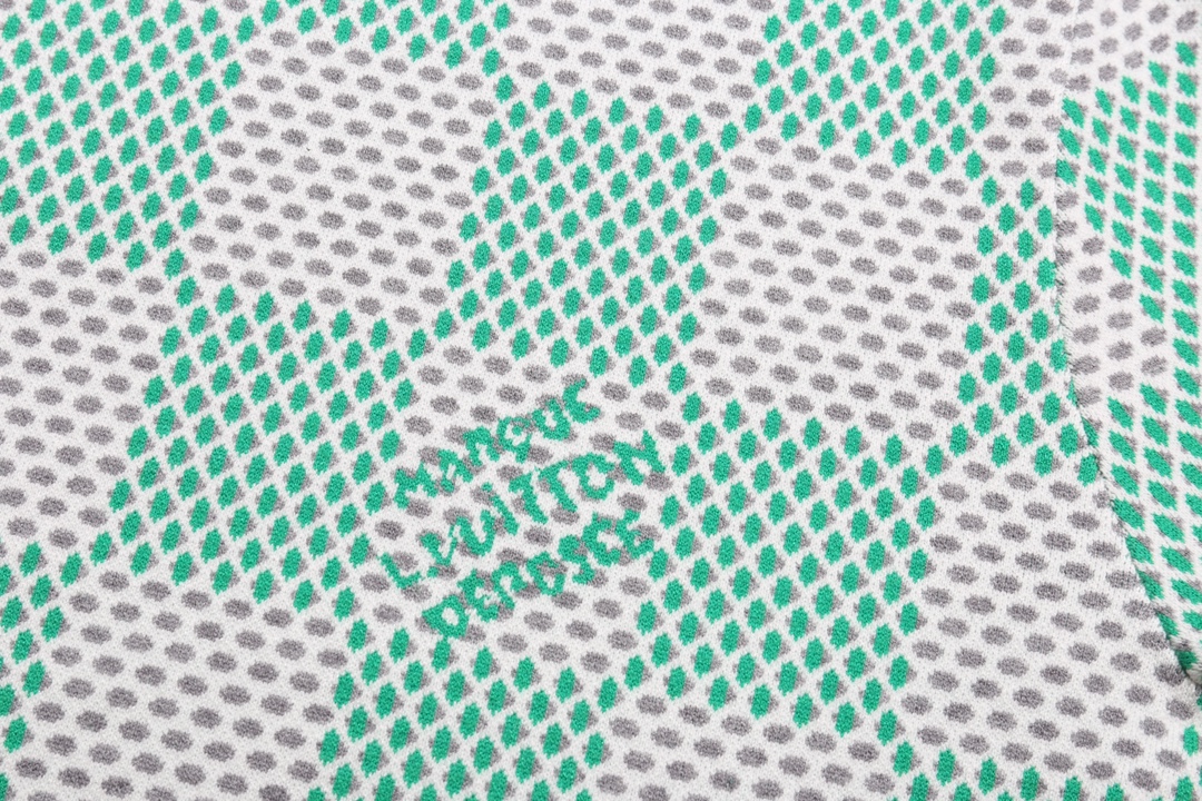 【LOUIS VUITTON 公式旗艦店】ルイヴィトン  セーター好評に付き再入荷！ 240927