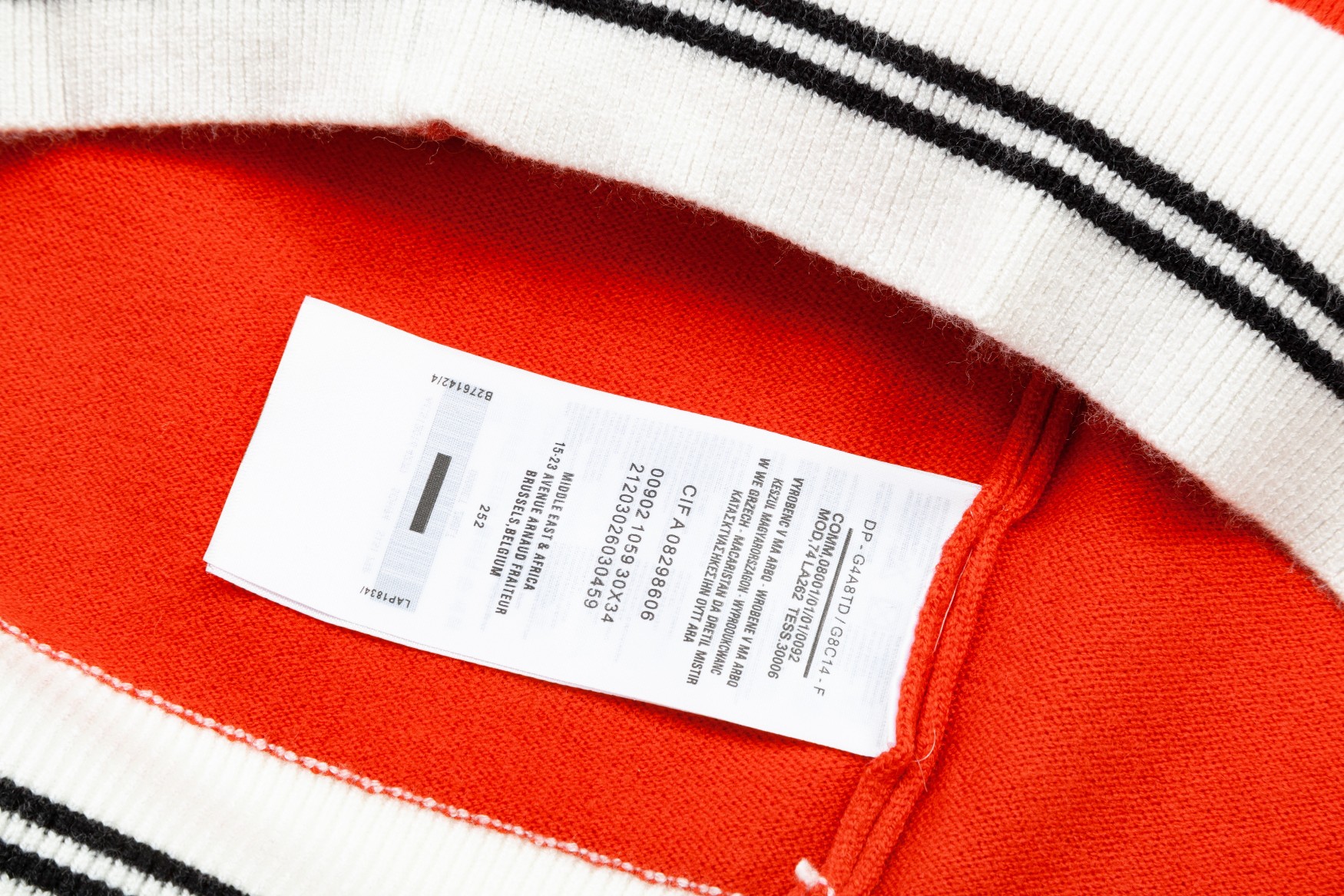 【VERSACE  公式旗艦店】ヴェルサーチ  セーター好評に付き再入荷！ 240930