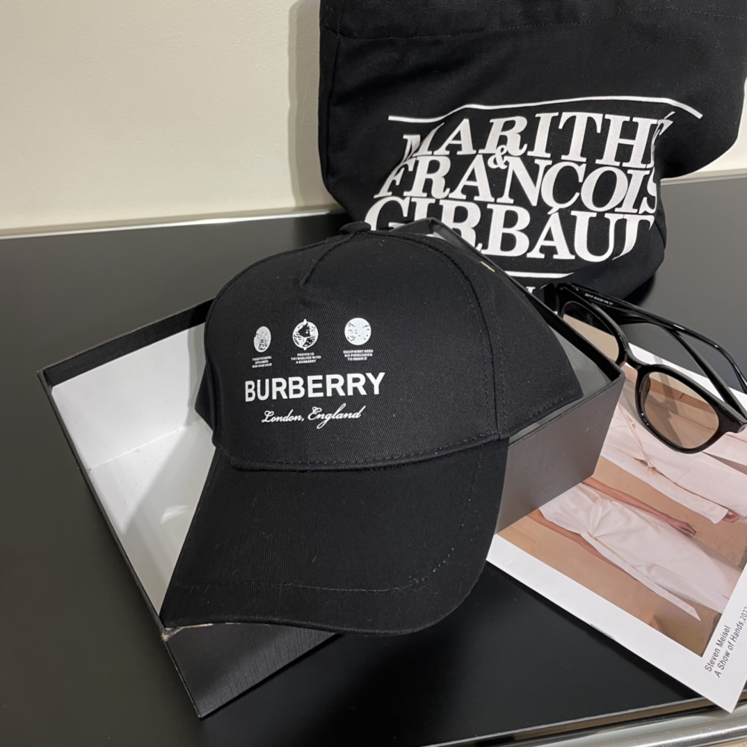 【BURBERRY  バーバリー】【数量限定】 野球帽 / ハット 241011