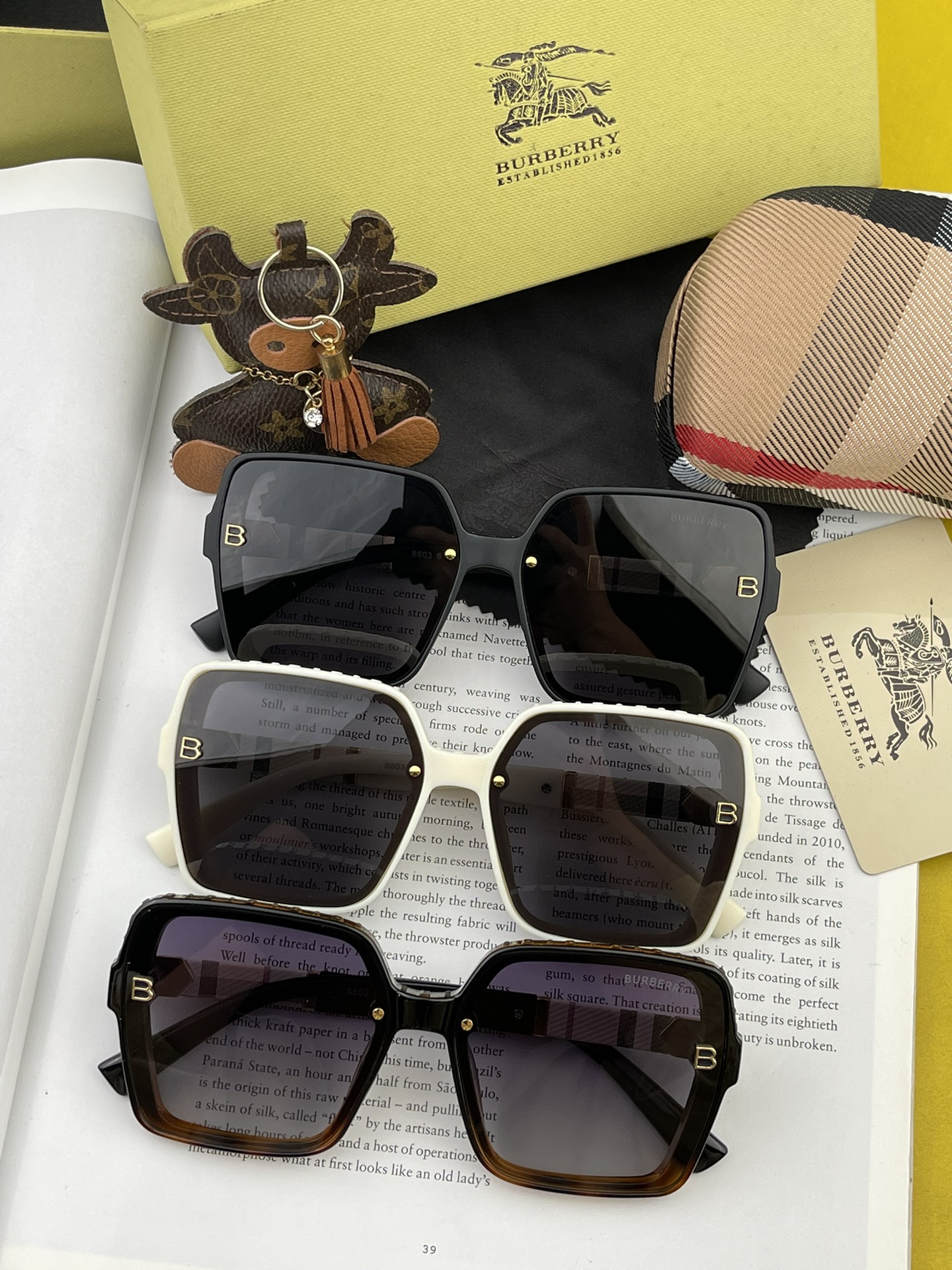 BURBERRY(バーバリー) サングラス  241014