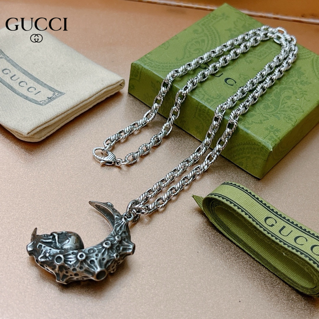 【GUCCI】ネックレス、新しいネックレス万能シンプルファッションオーナメント241015