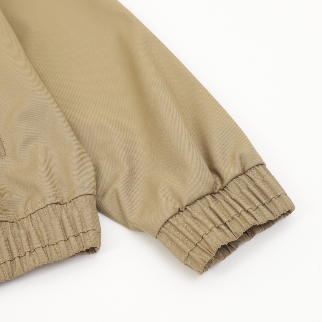 LV【LOUIS VUITTON  公式旗艦店】ルイヴィトン   ジャケット着ご好評に付き再入荷！241024