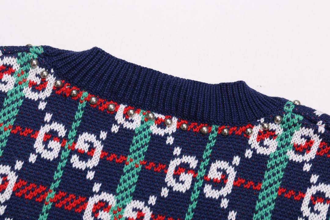 【GUCCI  公式旗艦店】グッチ  セーター好評に付き再入荷！ 241029