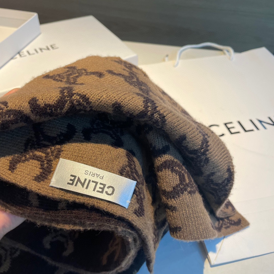 【CELINE セリーヌ】スカーフ  30*180CM    241108