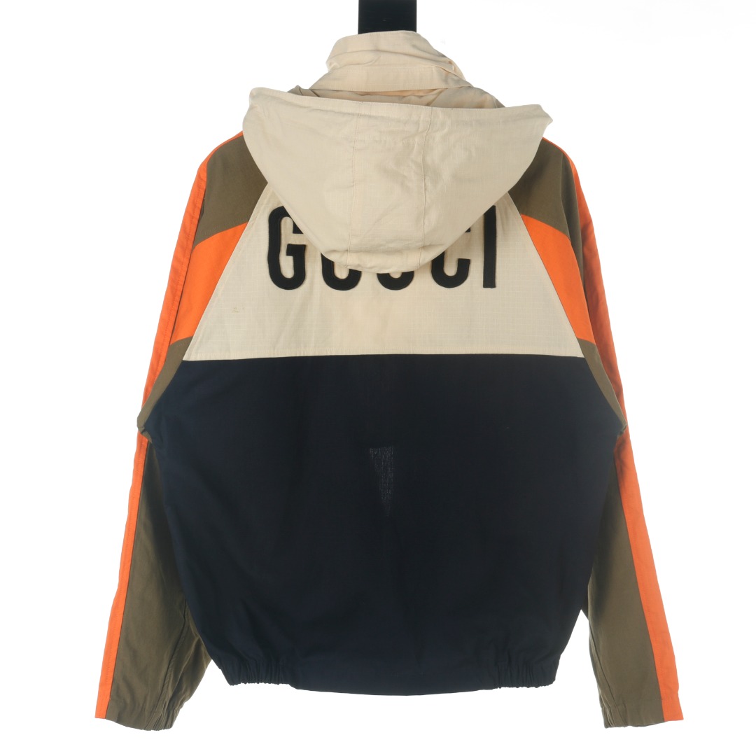 【GUCCI  公式旗艦店】グッチ   ジャケット着 好評に付き再入荷！241111