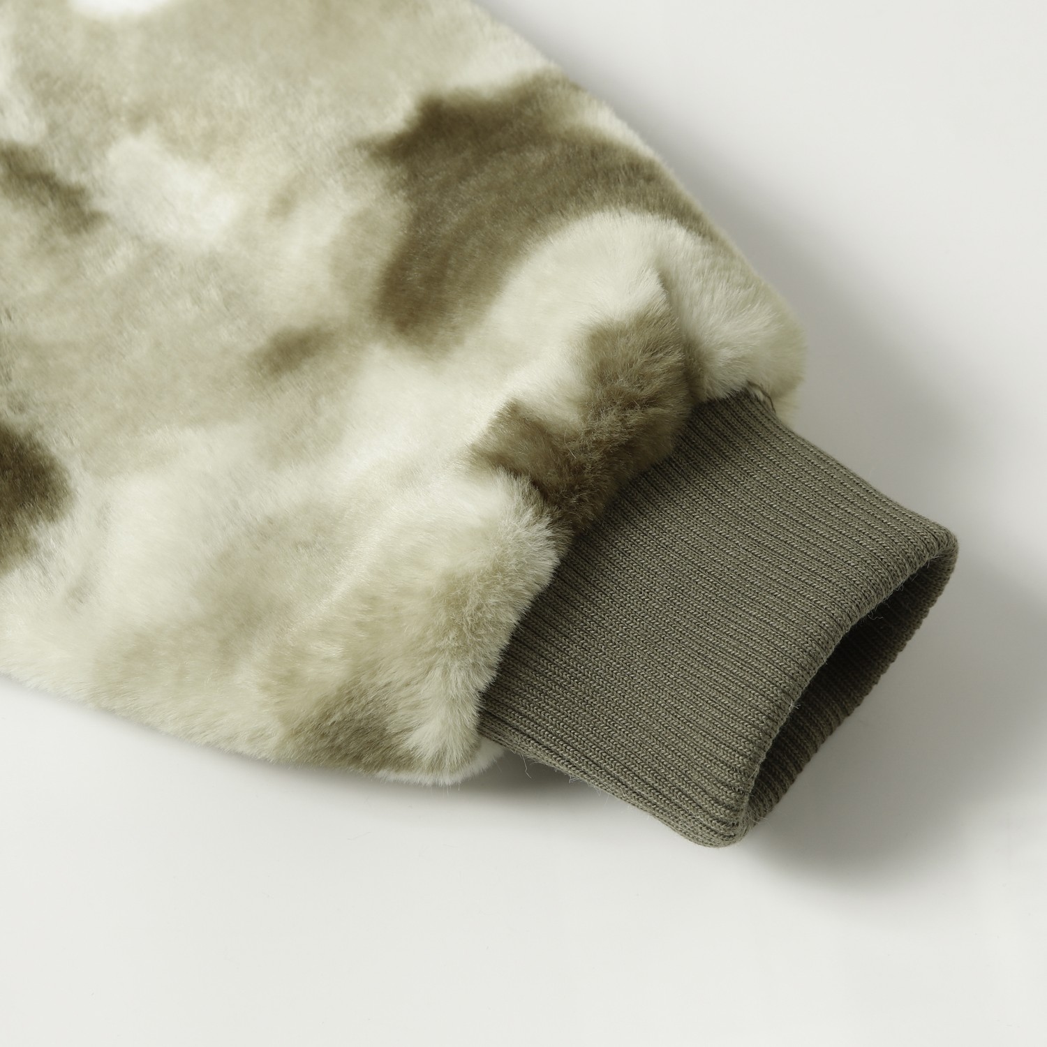 【CHROME HEARTS】クロムハーツ    ジャケット着ご好評に付き再入荷！241023