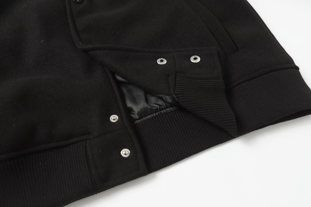 【ARCTERYX  公式旗艦店】アークテリクス  ジャケット着  スウェット ご好評に付き再入荷！241123