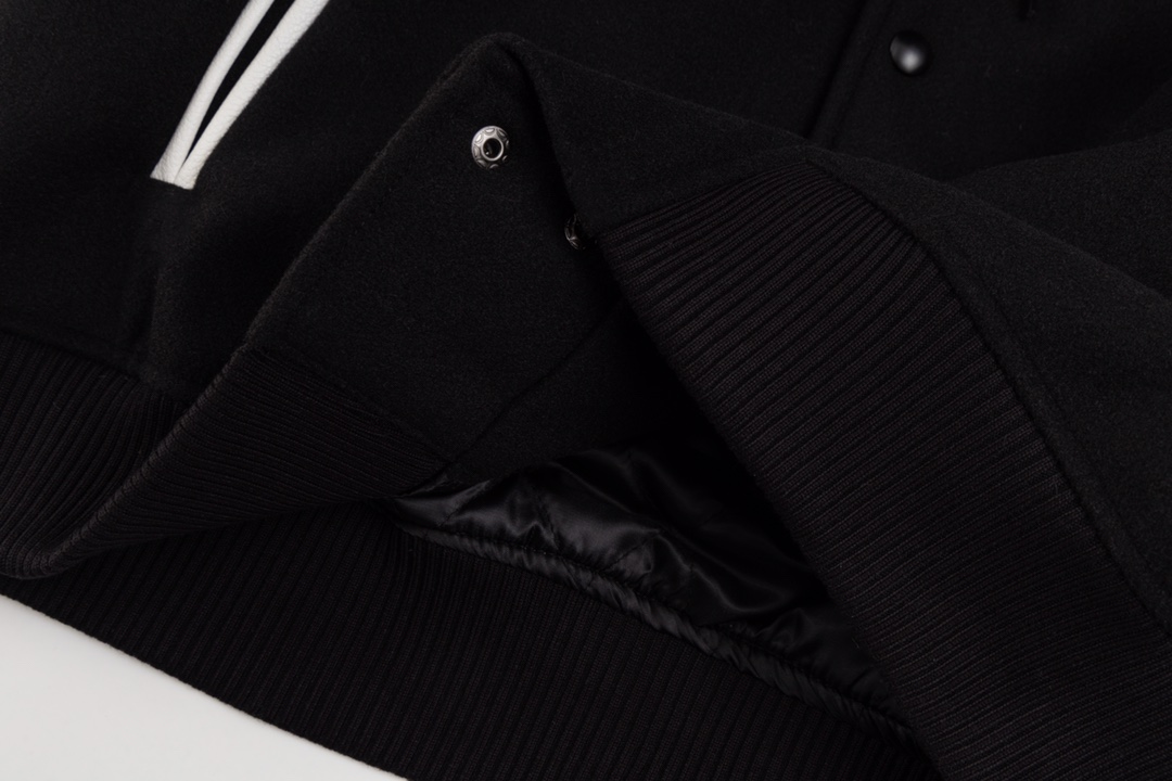 【ARCTERYX  公式旗艦店】アークテリクス  ジャケット着  スウェット ご好評に付き再入荷！241123