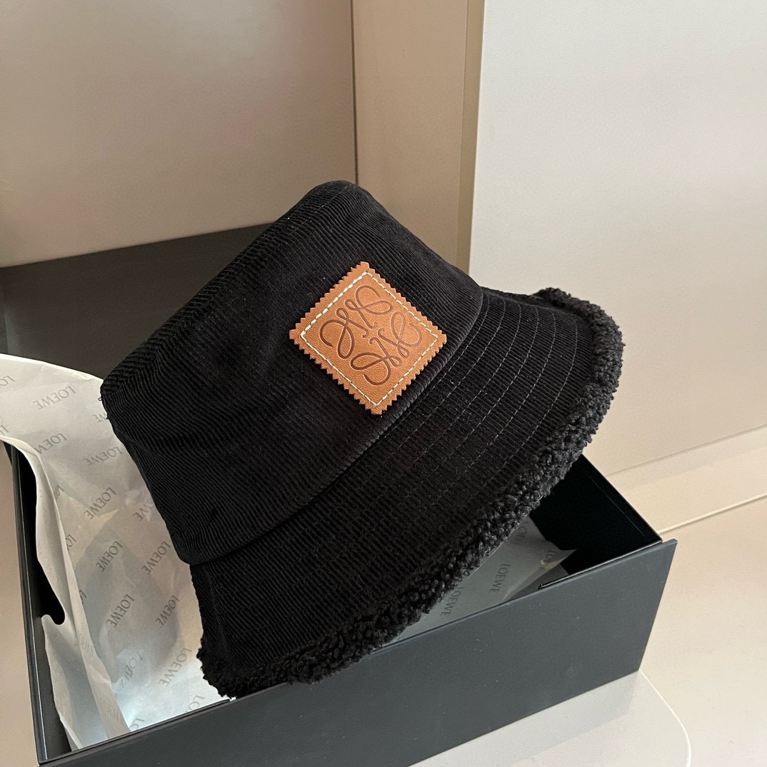 LOEWE(ロエベ )フィッシャーマンズハット 241126