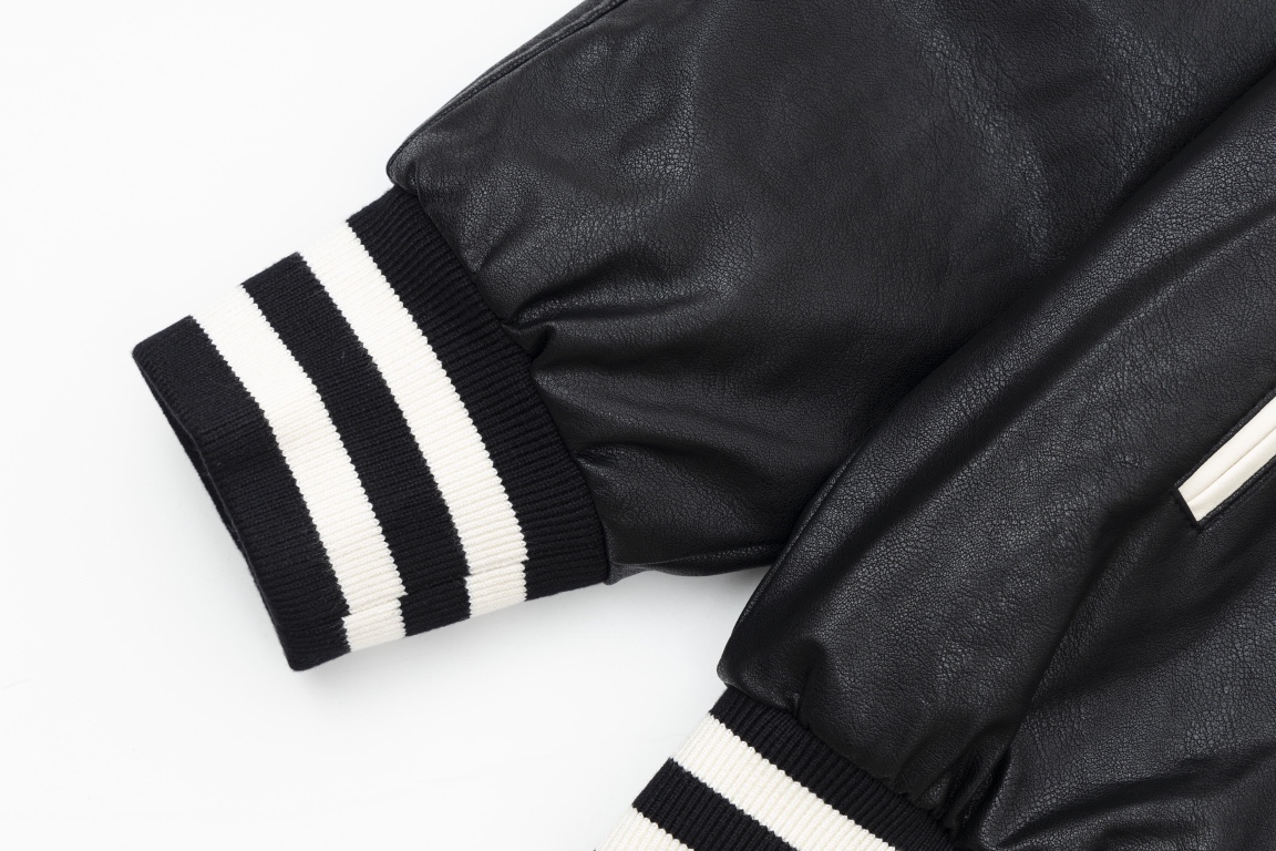 【2024】【CELINE 公式旗艦店】セリーヌ ジャケット好評に付き再入荷！