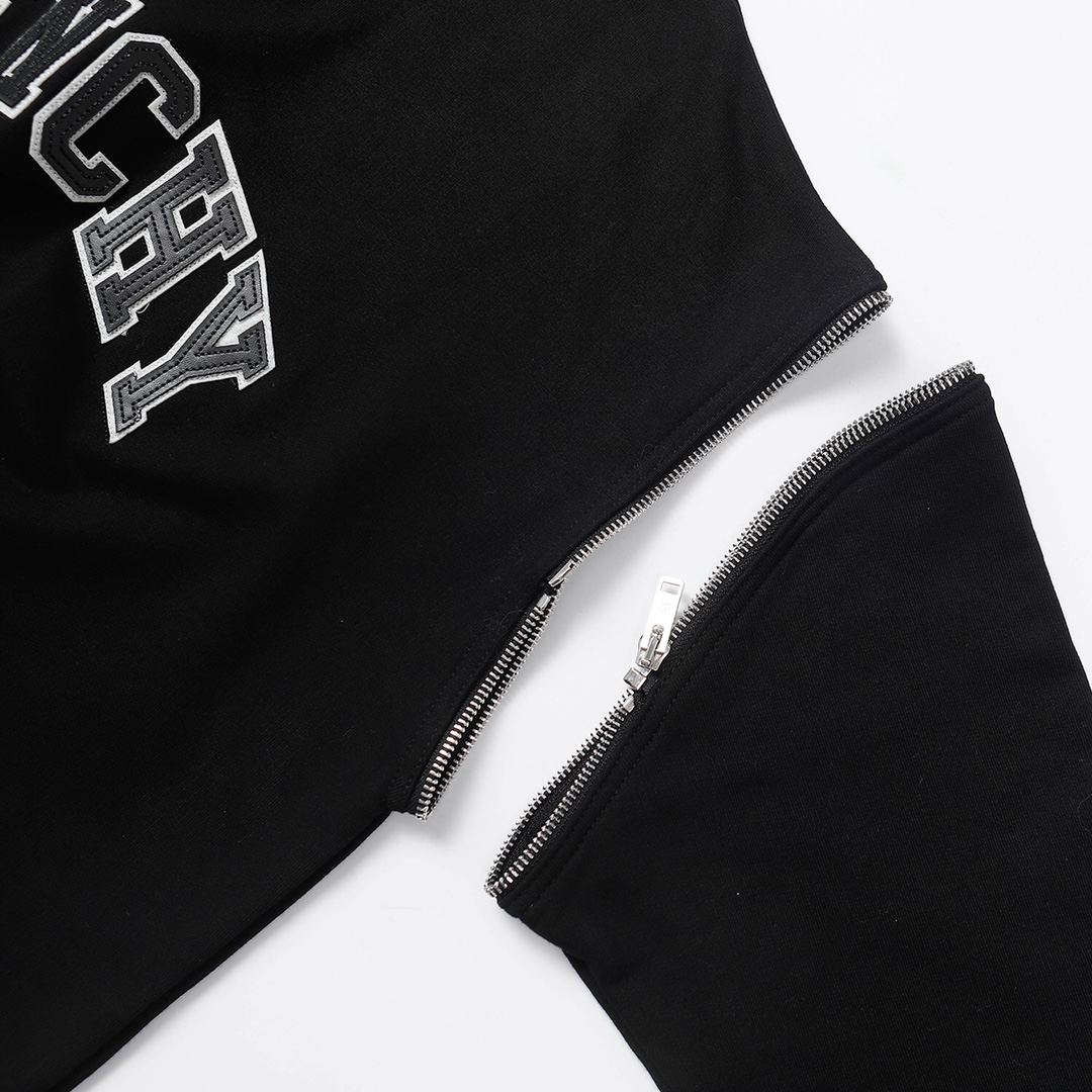 【GIVENCHY  公式旗艦店】ジバンシー 丸首の衛衣 スウェットご好評に付き再入荷！