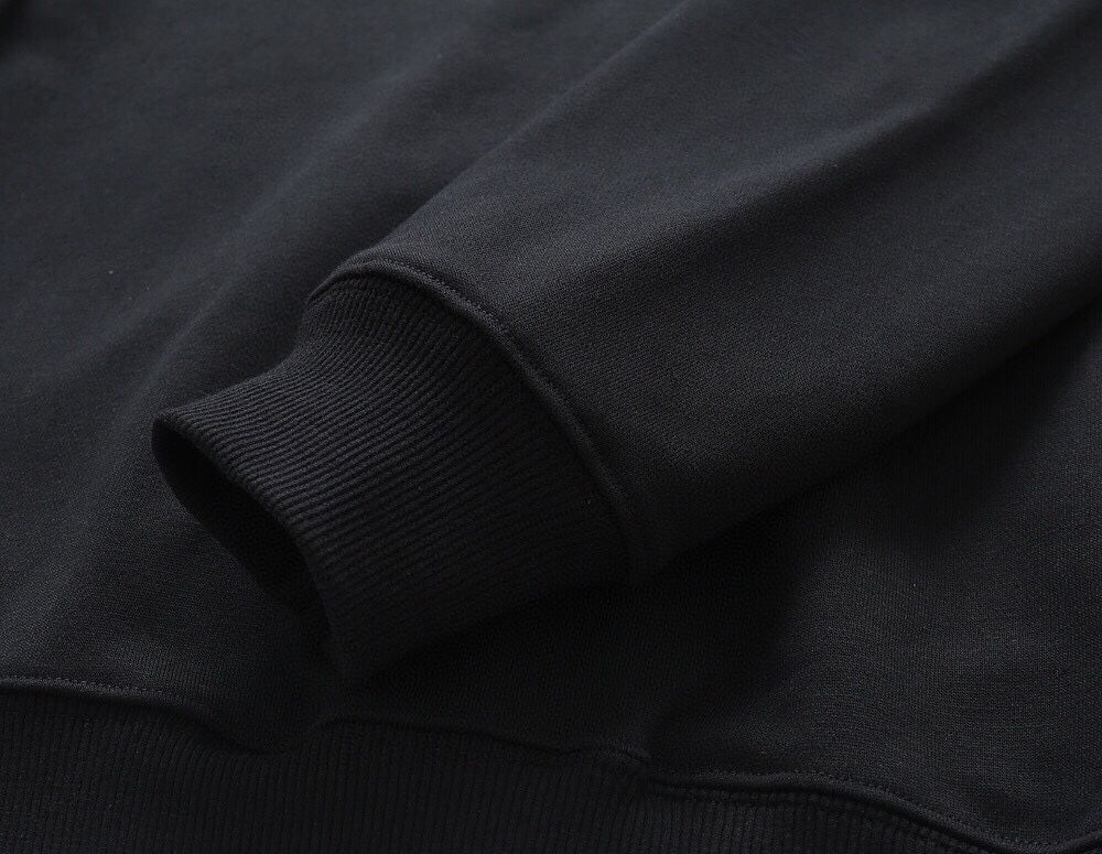 【GIVENCHY 公式旗艦店】ジバンシー  丸首の衛衣 ご好評に付き再入荷！