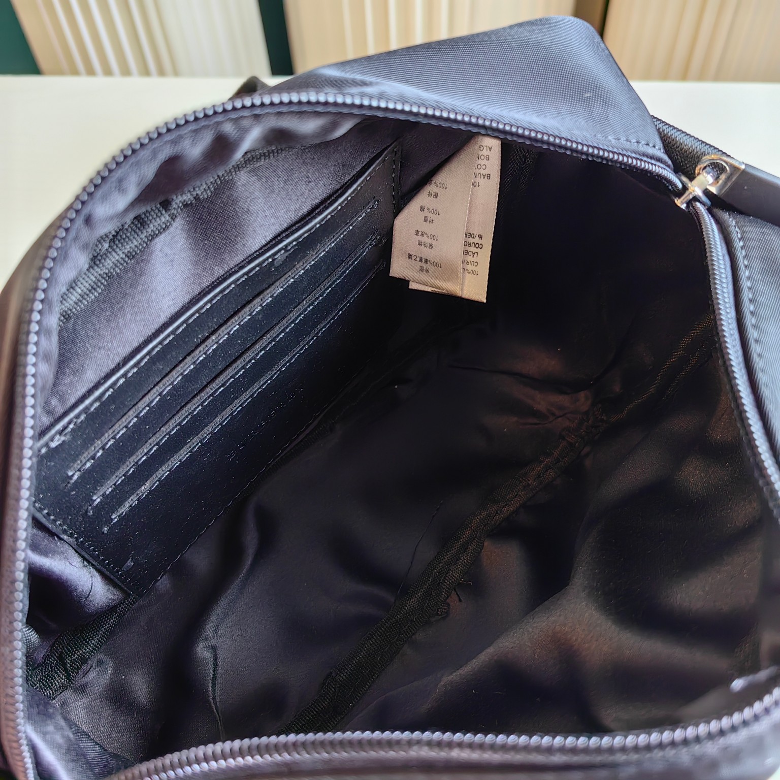 【BURBERRY 公式旗艦店】バーバリー   斜めがけバッグ 当日出荷 好評に付き再入荷！23*6*15CM