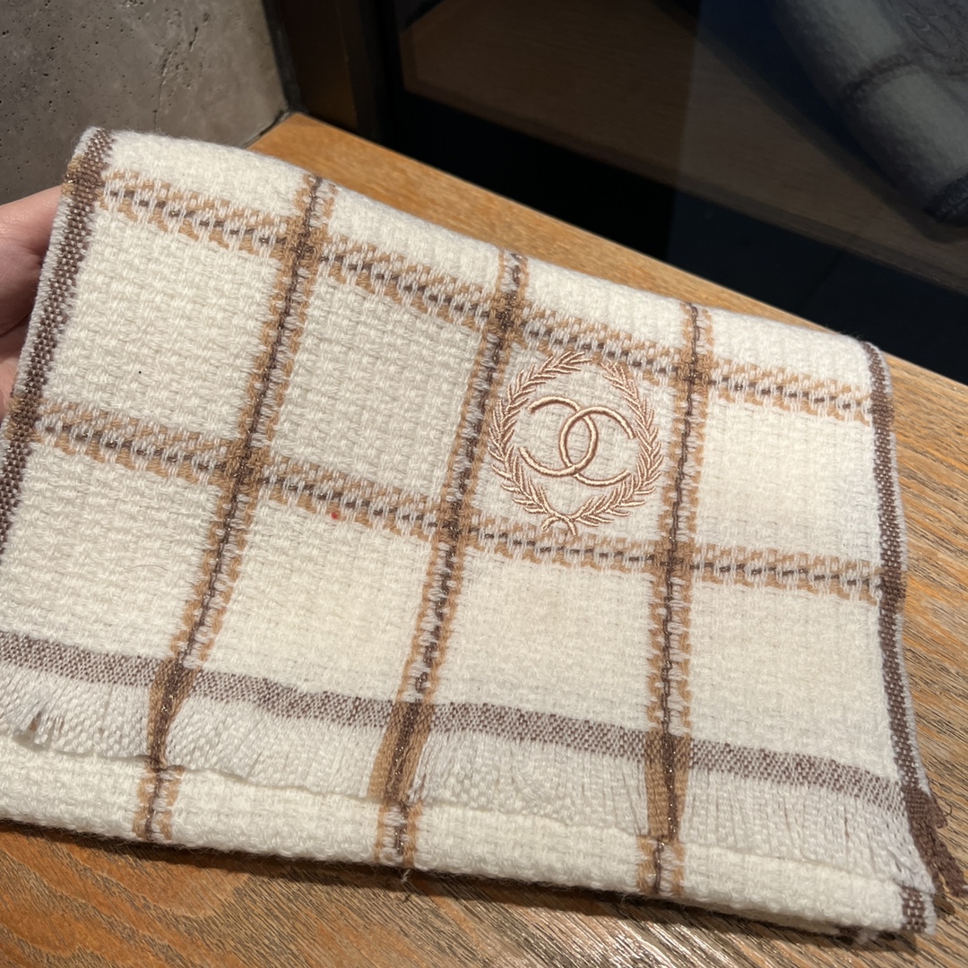 【CHANEL  シャネル 】スカーフ30*135CM