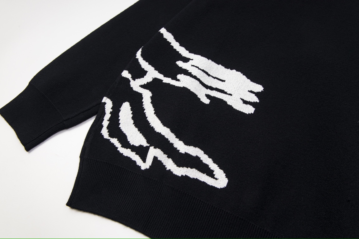 【BURBERRY  公式旗艦店】バーバリー  セーター好評に付き再入荷！ 241030