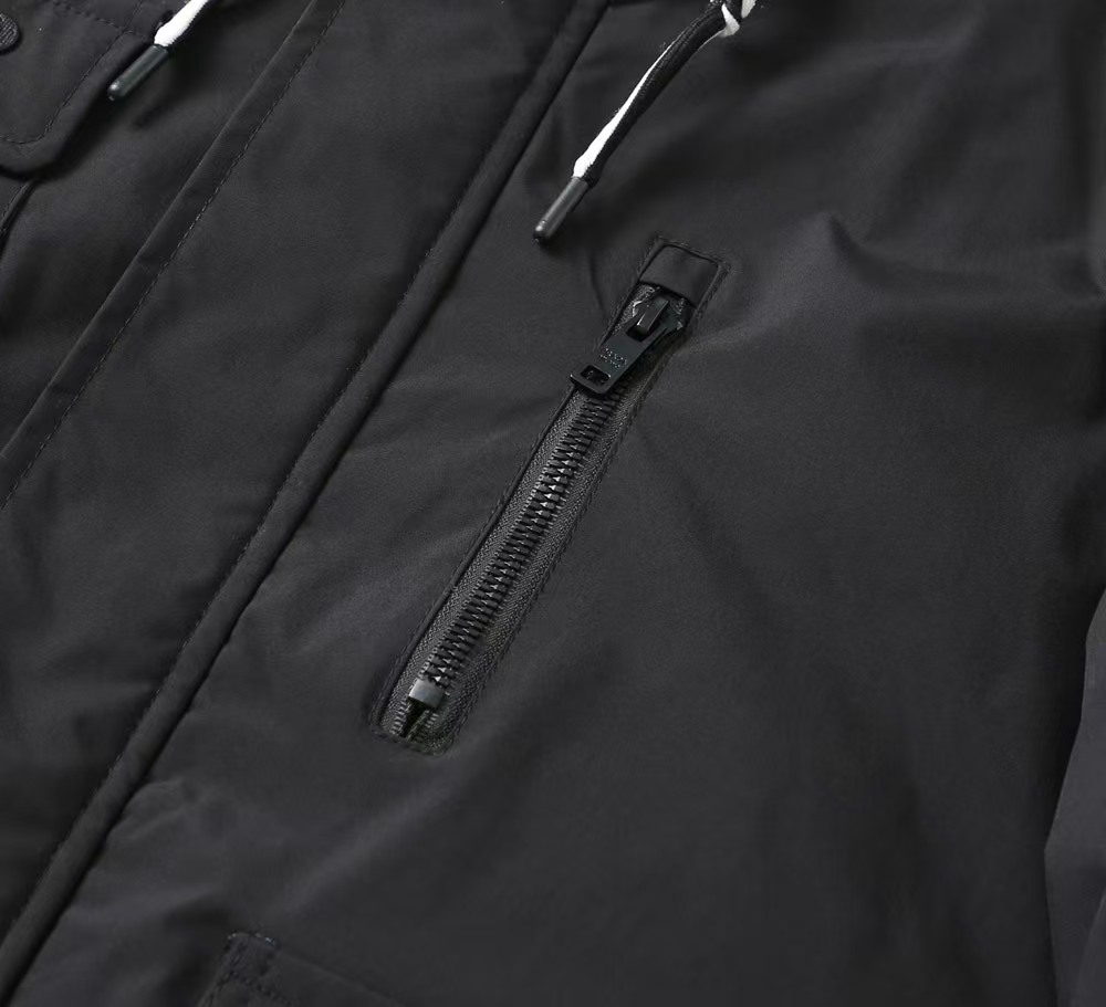 【PRADA  公式旗艦店】プラダ  ダウンジャケット 好評に付き再入荷！ 271102